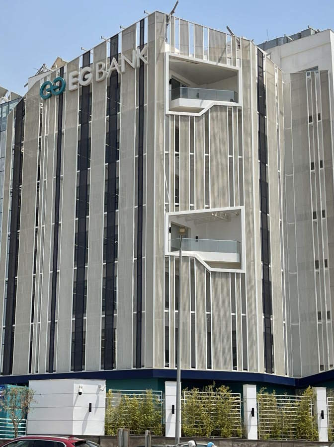 Fachada con Panel Aluacero
